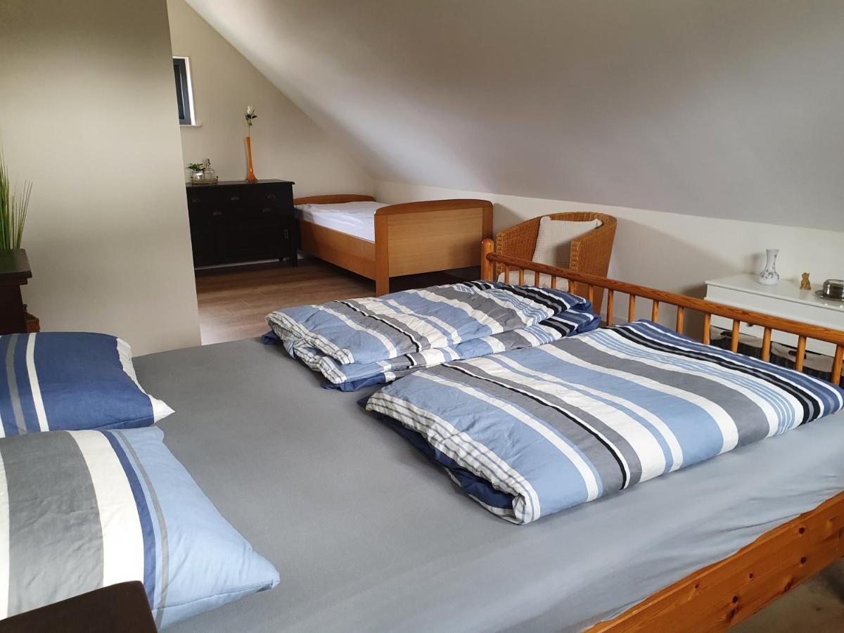 Logement De Garage Снек Екстер'єр фото